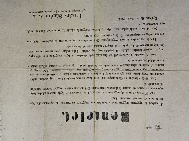 Lukács Sándor kormánybiztos 1949 májusában kelt rendelete a császári és a magyar nemzeti jelképekről. A múzeum őrzi. Fotó: Laczó Balázs 