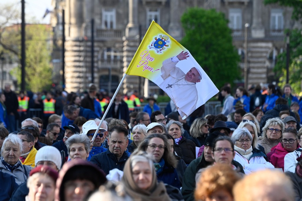 Pápai szentmise a Kossuth téren