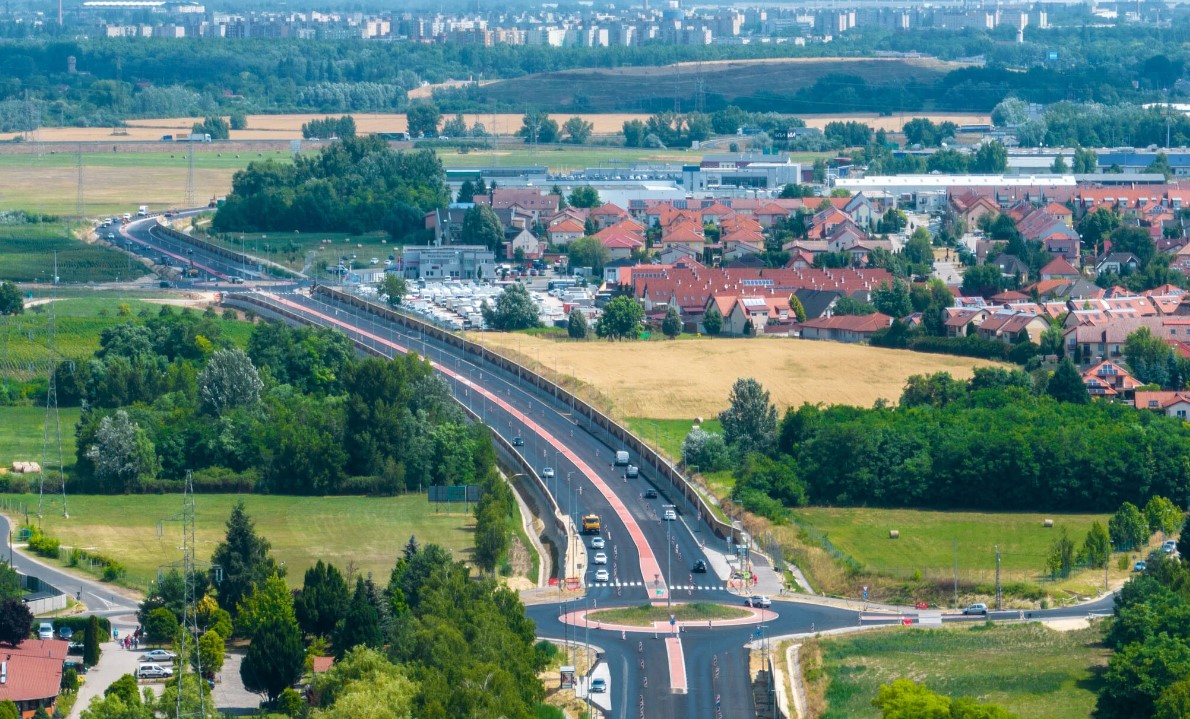 Zajvédő fal Csanak és Gyirmót között