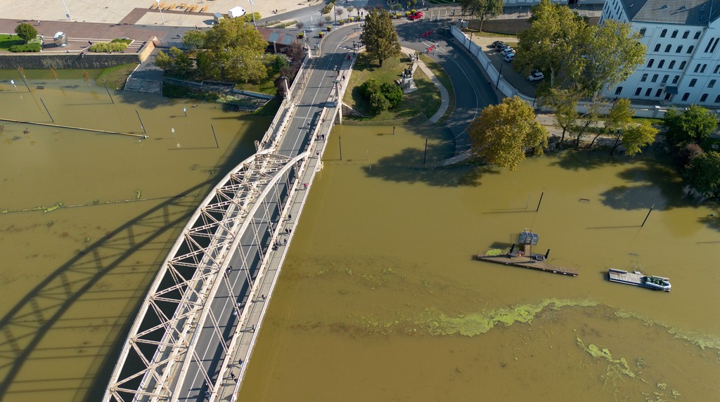 A megáradt Mosoni-Duna Győrben