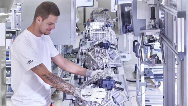 Az Audi Hungaria elmúlt évben 96 976 e-motort gyártott