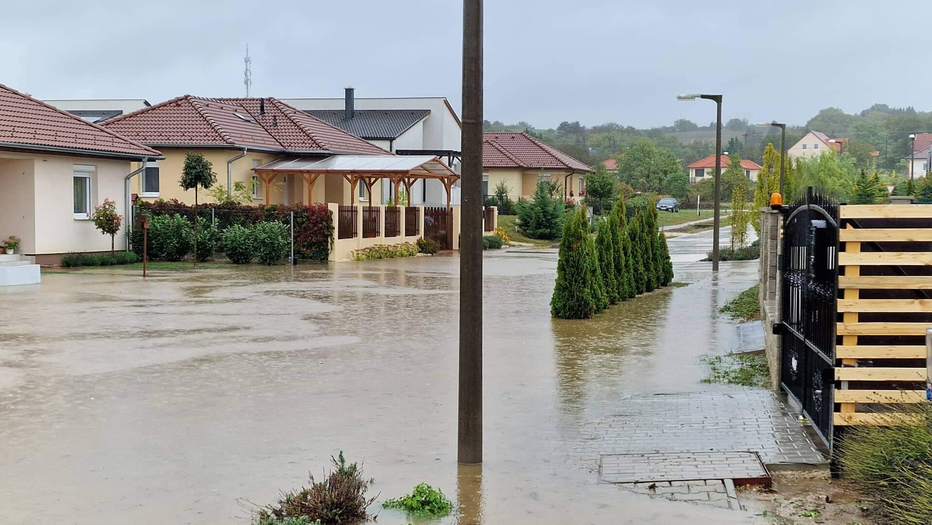 Özönvíz Győrújbaráton