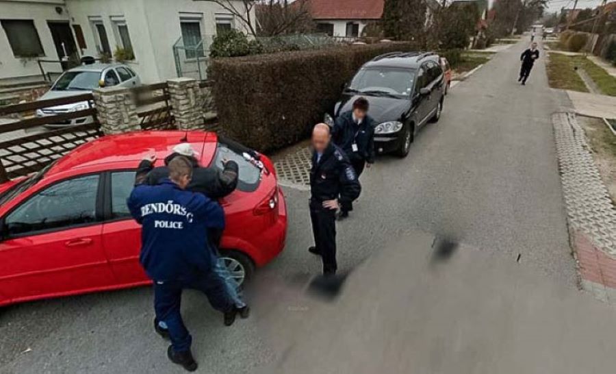 Mutassa a zsebeit – rendőri akció valahol a Dunántúlon.