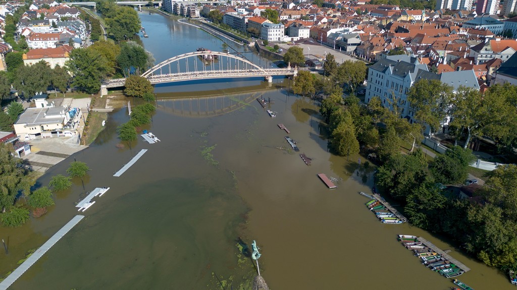 A megáradt Mosoni-Duna Győrben