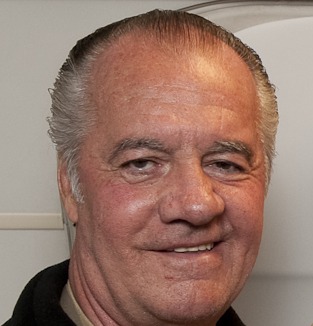 Tony Sirico amerikai színész (79). Egyike azoknak, akiket inkább arca, mint neve alapján tudjuk azonosítani. A Maffiózók című sorozat szereplőjeként ismerik legtöbben. (Fotó: Wikipedia/Chairman of the Joint Chiefs of Staff)