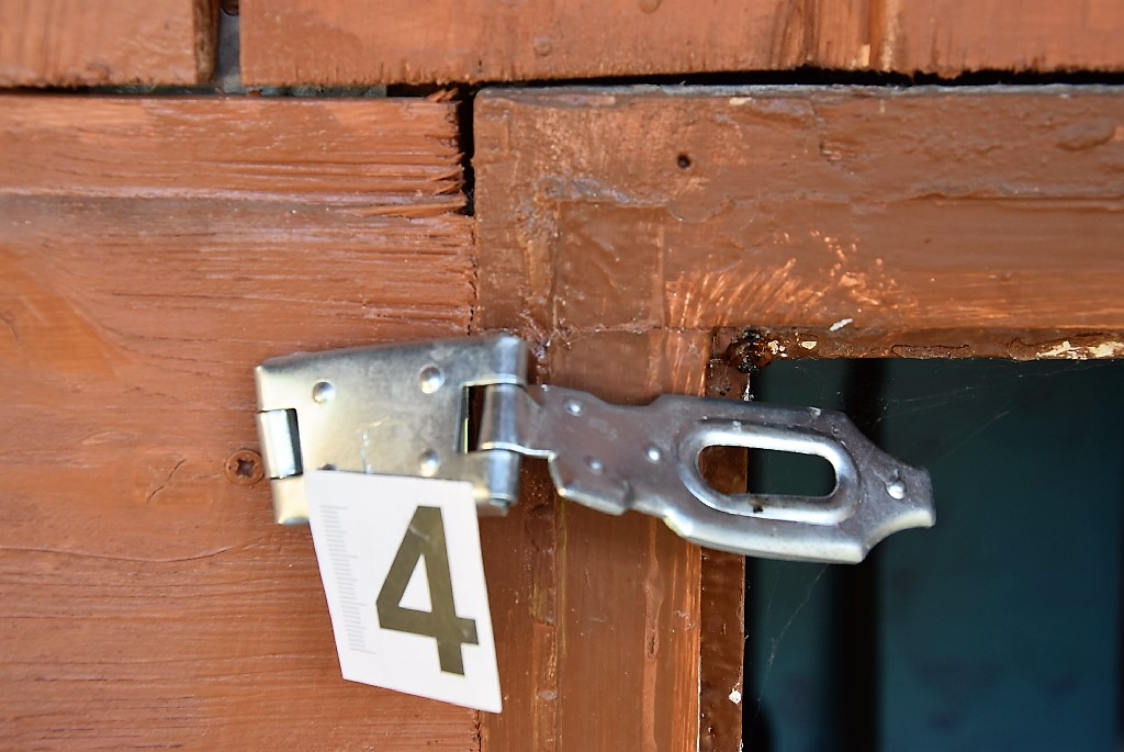 Autókat (is) lopott Győrben és Debrecenben