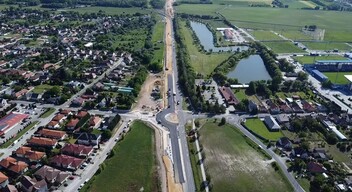 Épül a körforgalom Győr határában-3