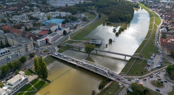 A megáradt Mosoni-Duna Győrben-3