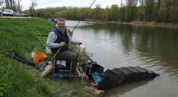 Horgászverseny a Mosoni-Duna holtágon-2