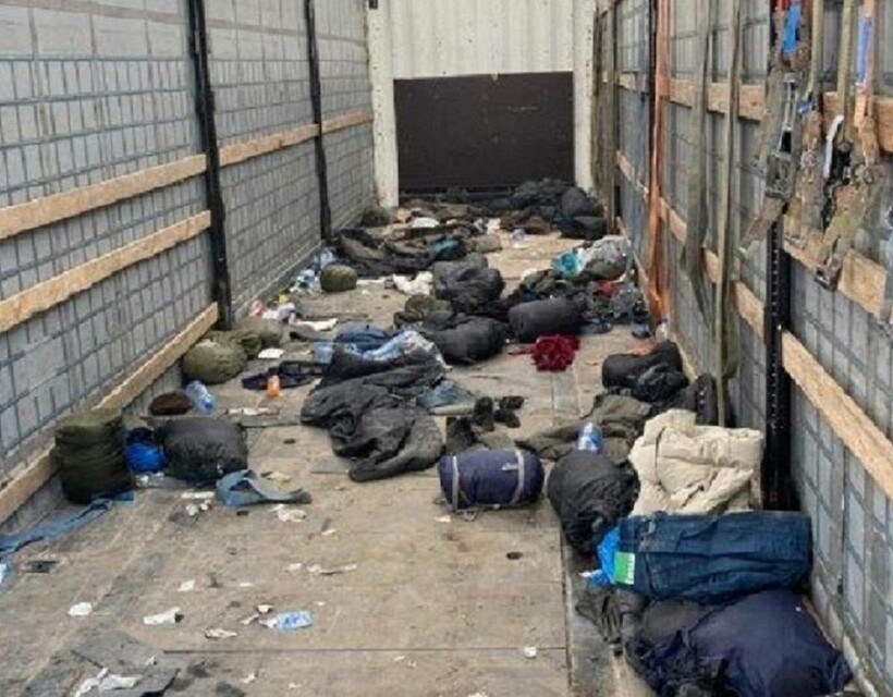 menekültek, kamion
