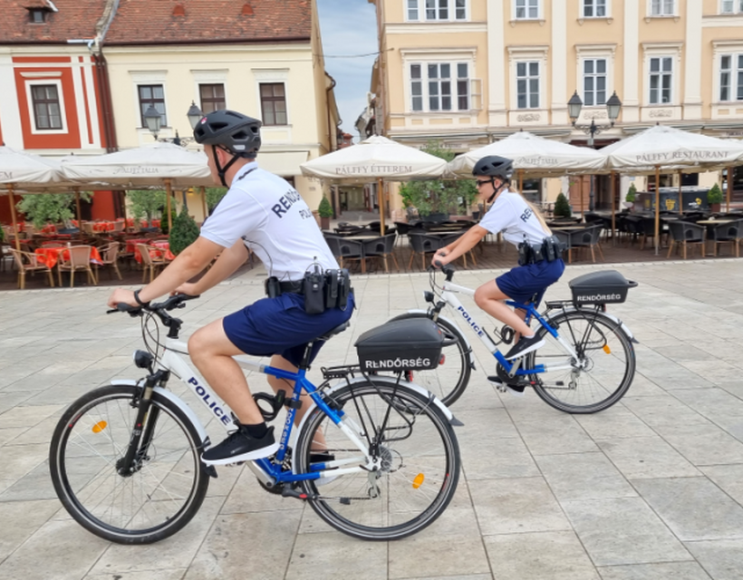 bicilkis rendőr