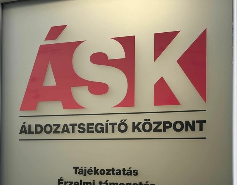 áldozatsegítés