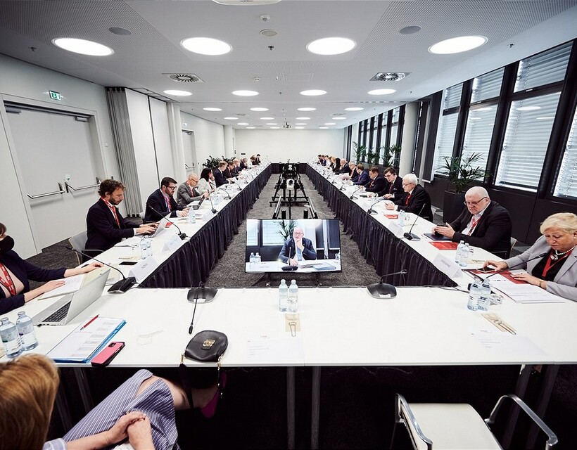 konferencia, vasút