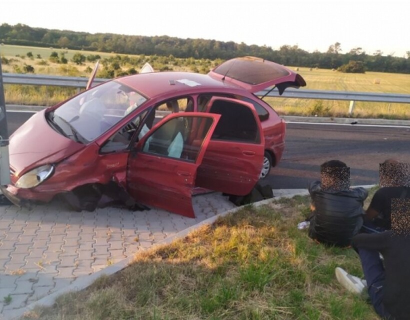 csempész, rendőr