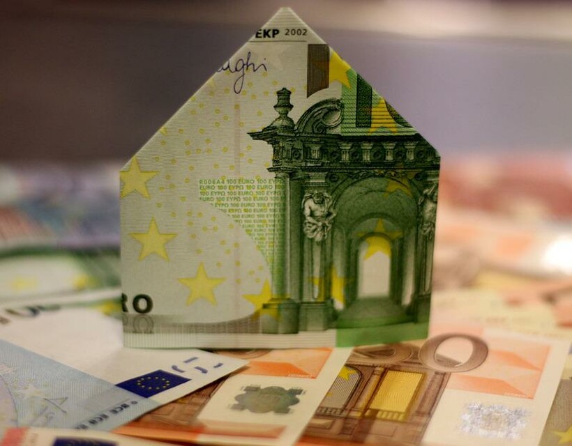 euró, ház