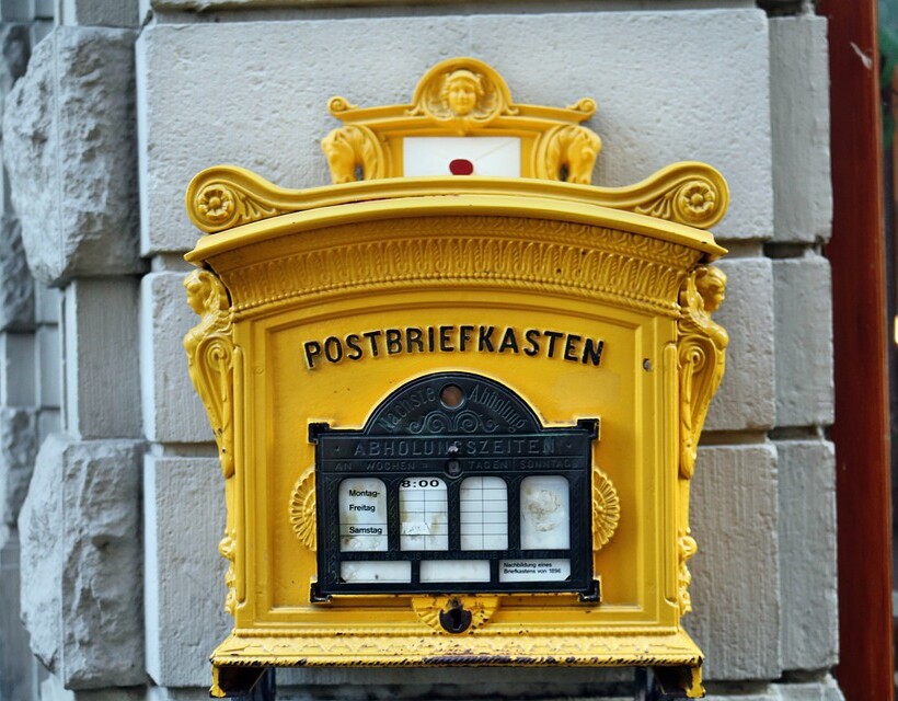 postaláda német