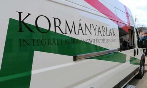 kormánybusz