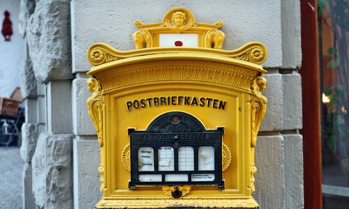 postaláda német