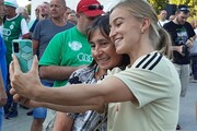 Szelfik és autogramok a szurkolói pikniken-11