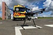 Drón segíti a mentőeutót-6